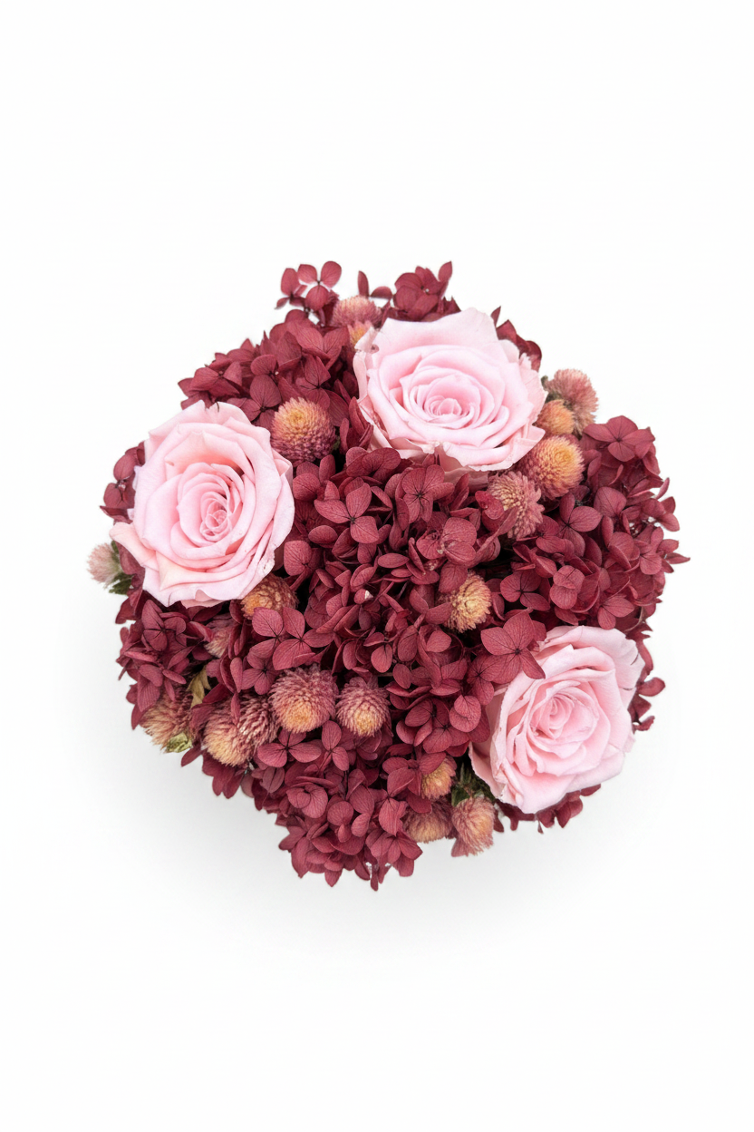Rubino Rosé – composizione romantica in fiori stabilizzati rubino e cipria – UNICO BOUQUET